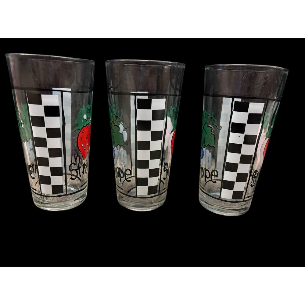 Vintage KIG 3 Glass Set cocktail Tumbler Strawberries & Checkerboard    Kitschy - Picture 5 of 7